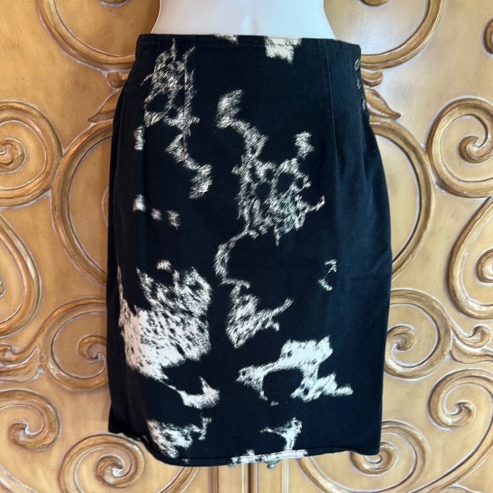 Perry Ellis Black and White cowhide printed denim  Pencil Skirt